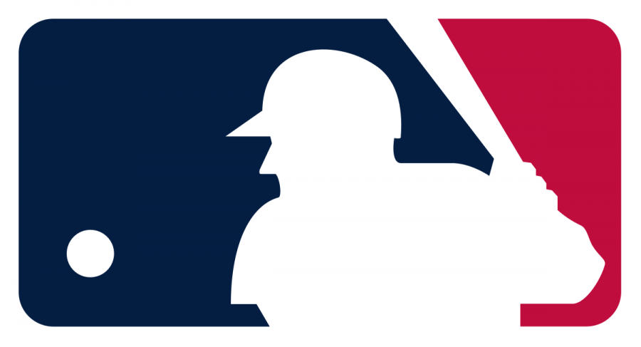 MLB+faces+new+safety+concerns+after+spectators+are+injured+due+to+foul+balls.